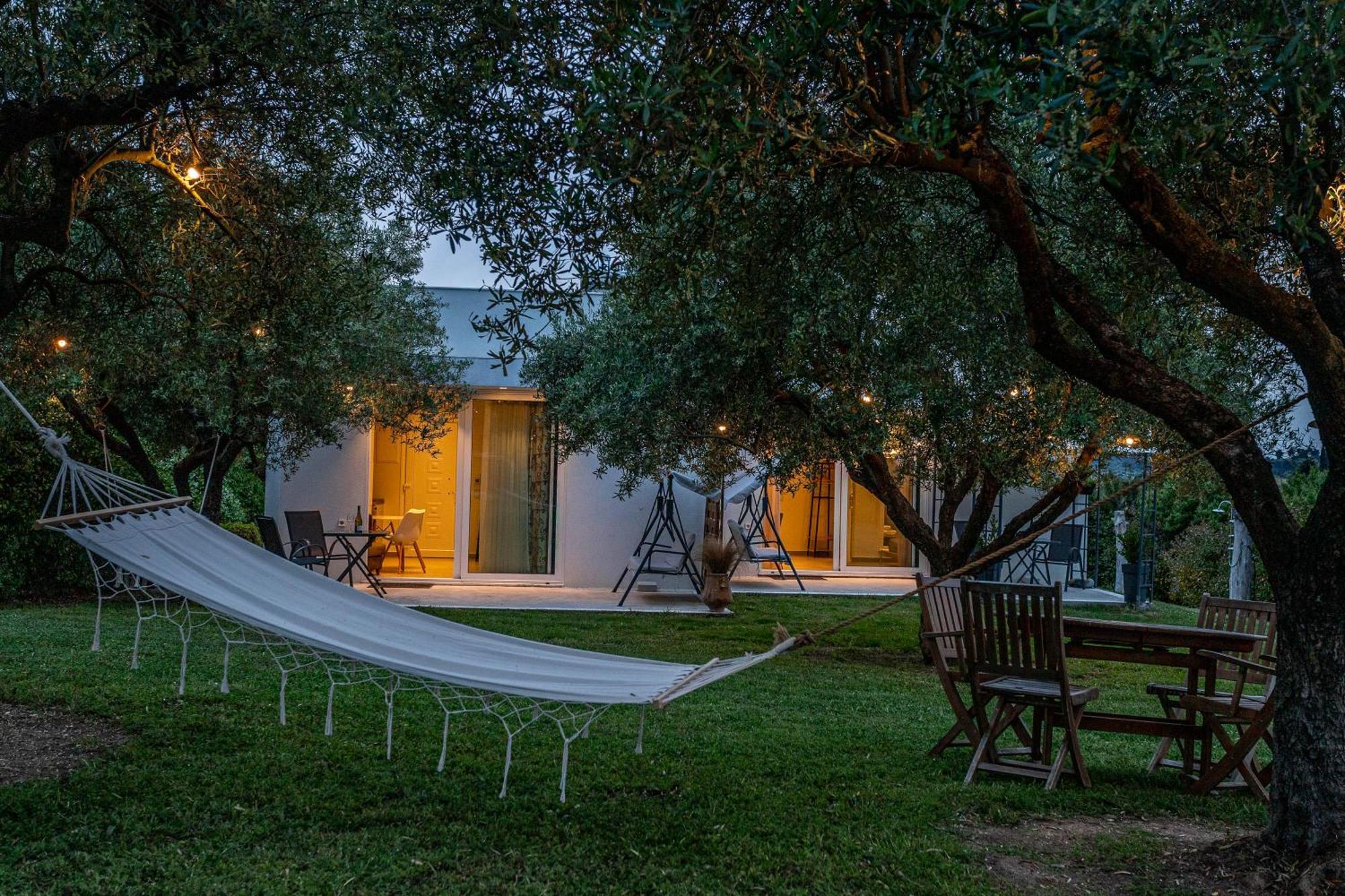 Mellagia Suites Kassandreia Ngoại thất bức ảnh